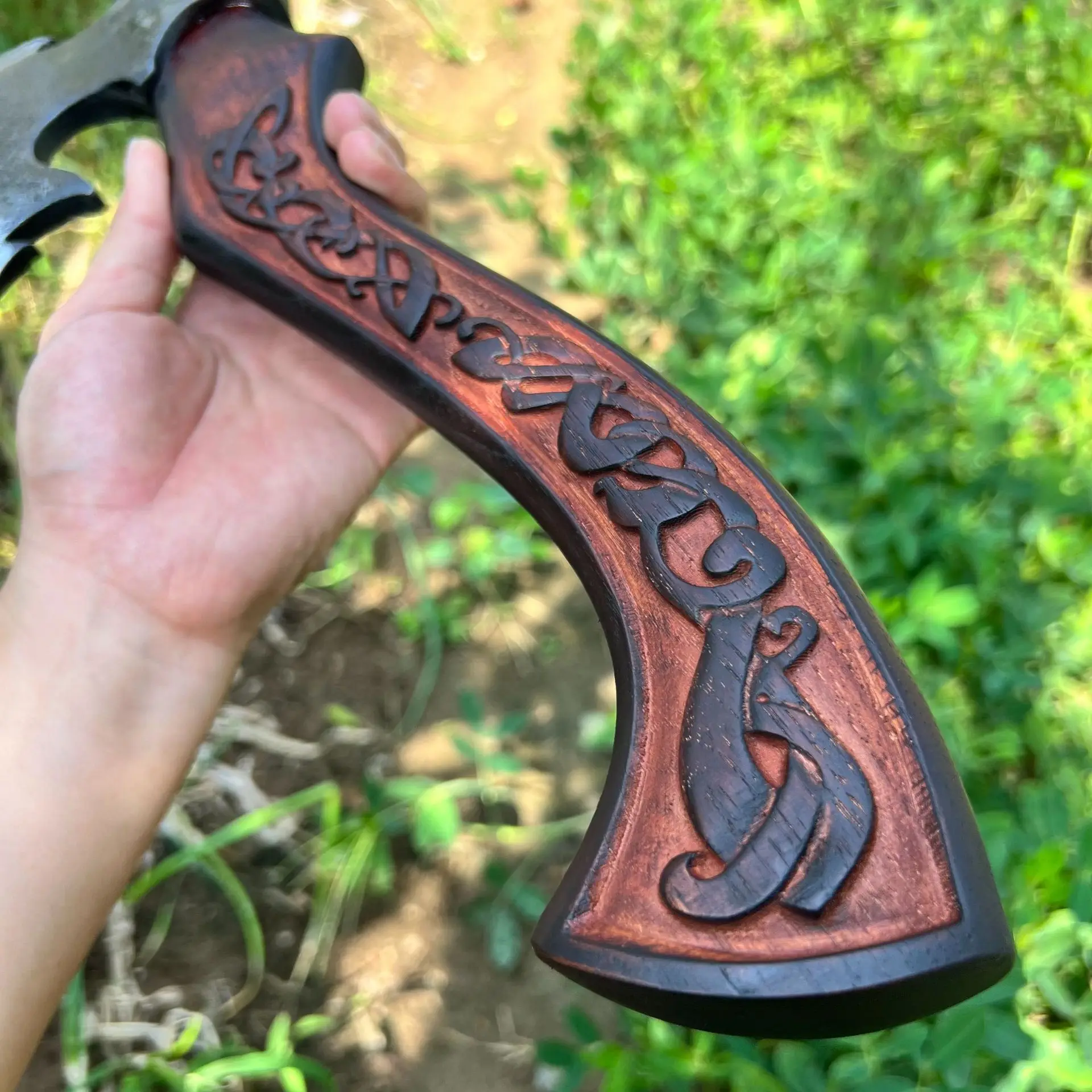 High-quality Carved Nordic Mul - مراجعة Woodworking Hatchet وسعره