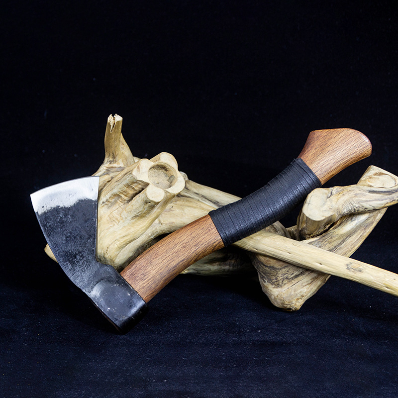 Ancient-style Forged Axes Mult - مراجعة Woodworking Hatchet وسعره